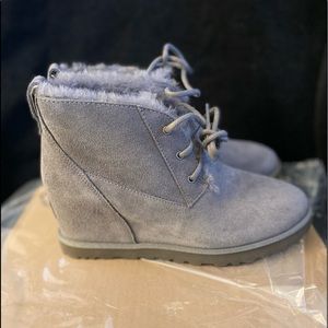 UGG  Femme Wedge Bootie